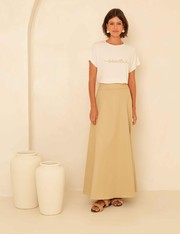 T-Shirt Bordada Sentir - Natural - GG