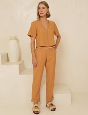 Calça Alfaiataria Roma - Caramelo Medio - PP