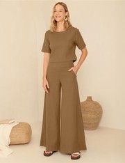 Calça Vento - Marrom - M