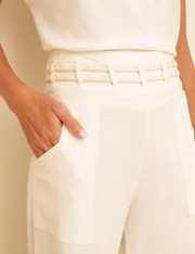 Calça Pantacourt Jasmine - Off White - P